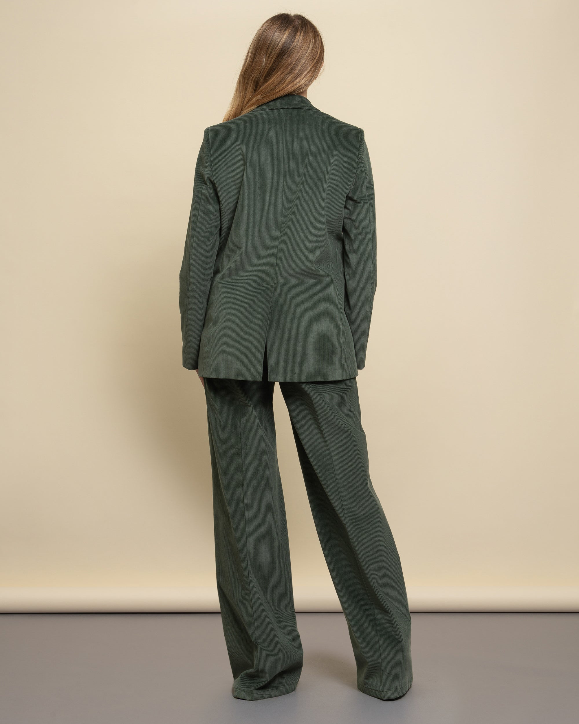 Ari double-breasted velvet blazer