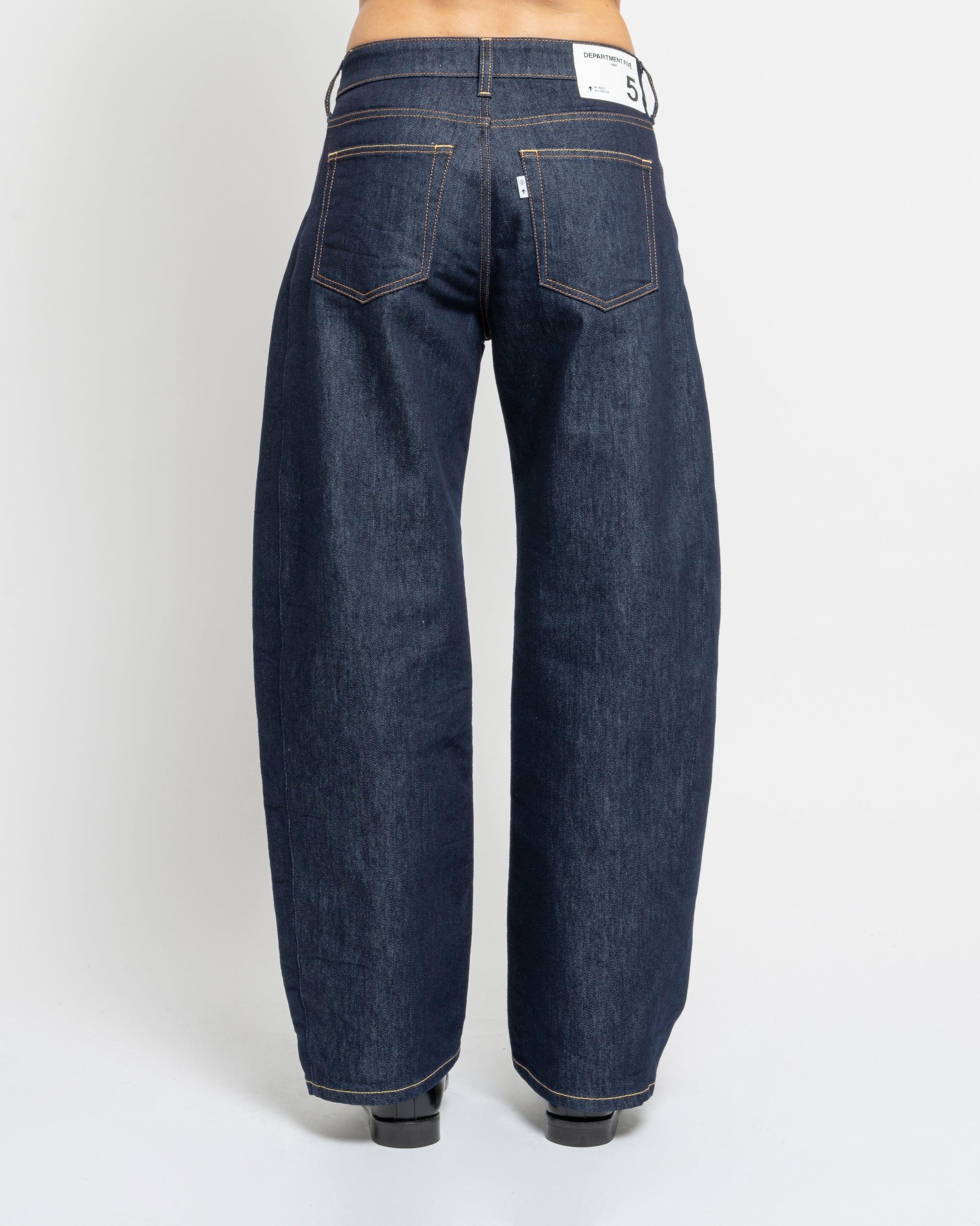 Cincity curved denim jeans