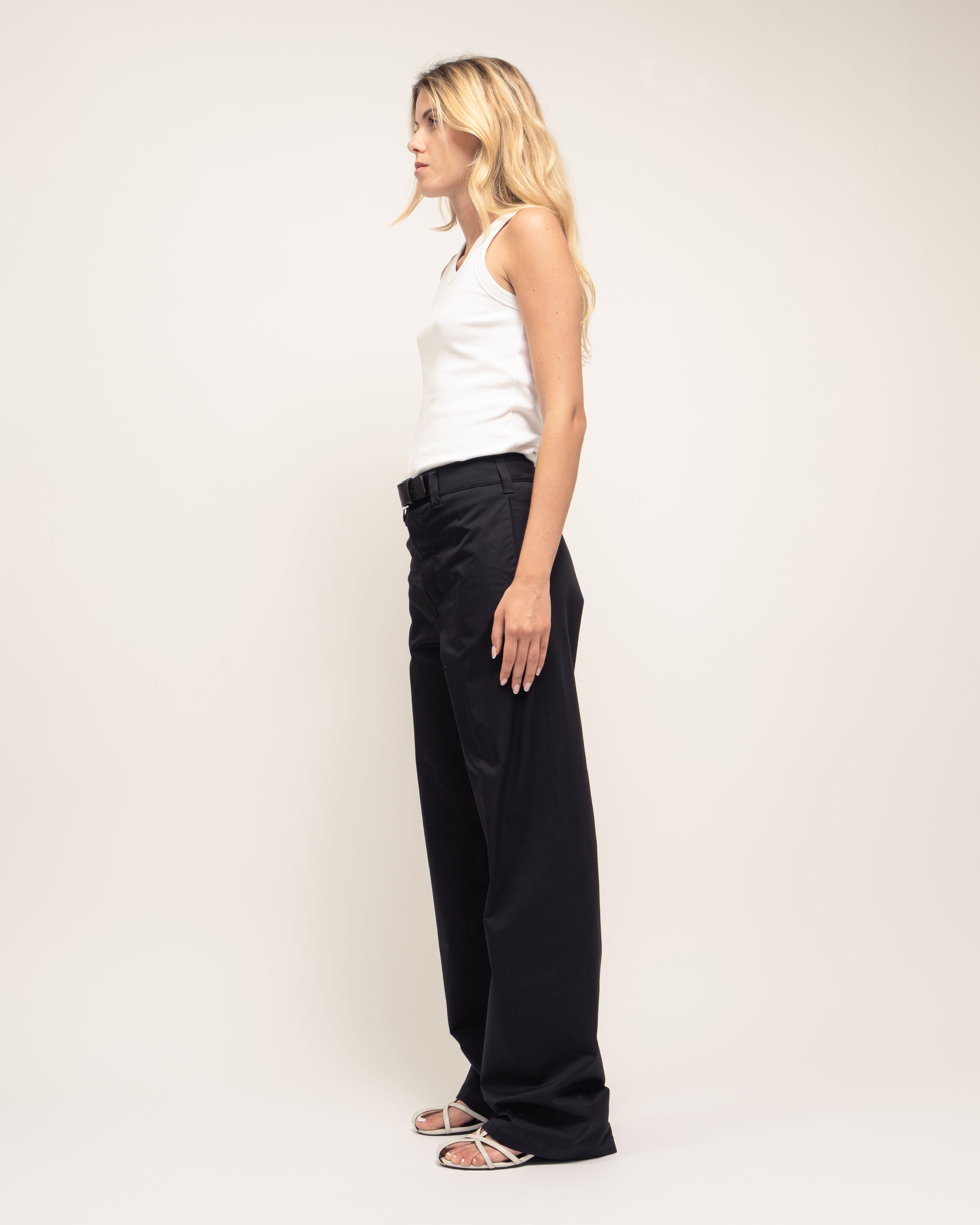 Duelle pantaloni gamba dritta in gabardina stretch