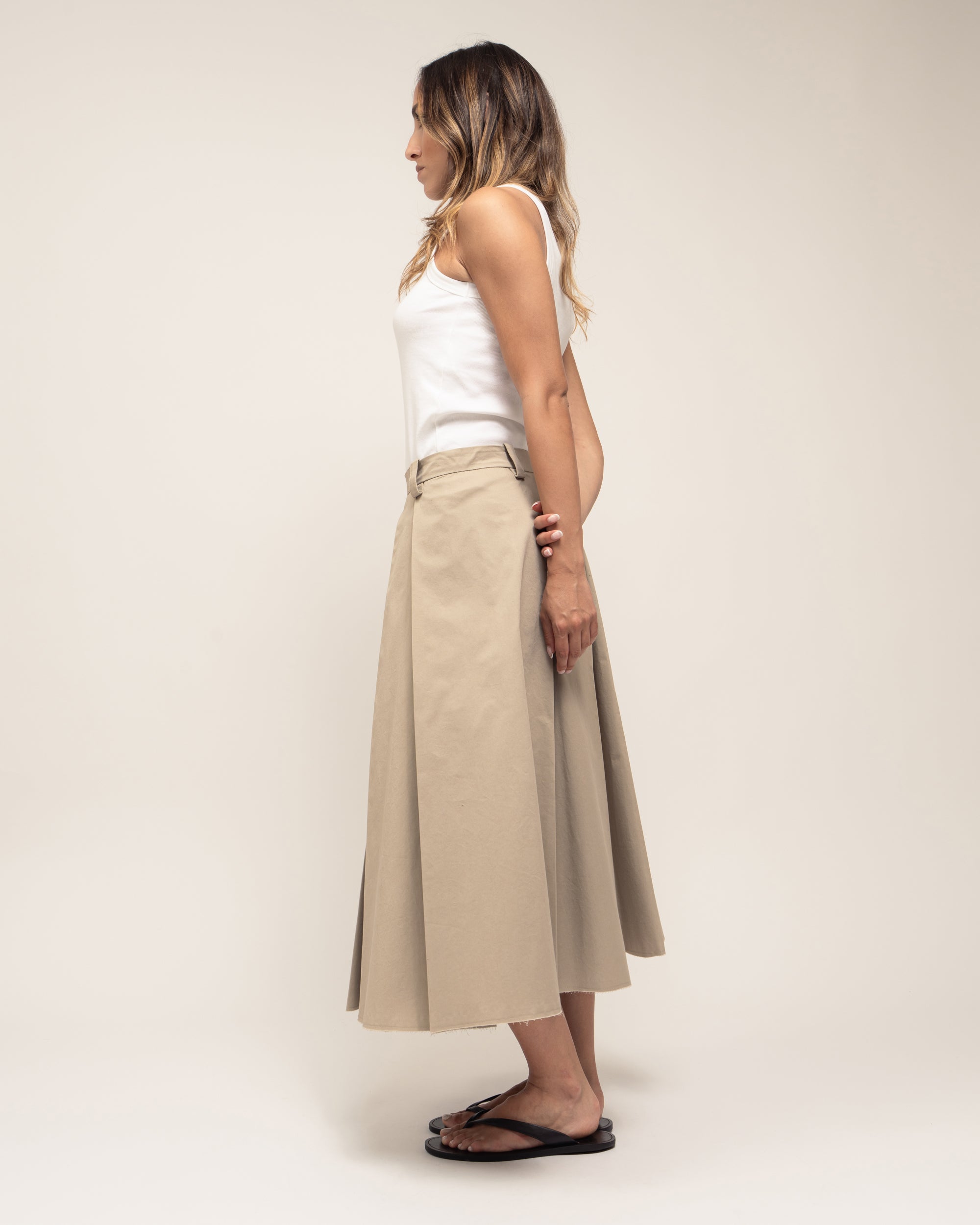 Henrique gonna midi a pieghe in gabardina stretch