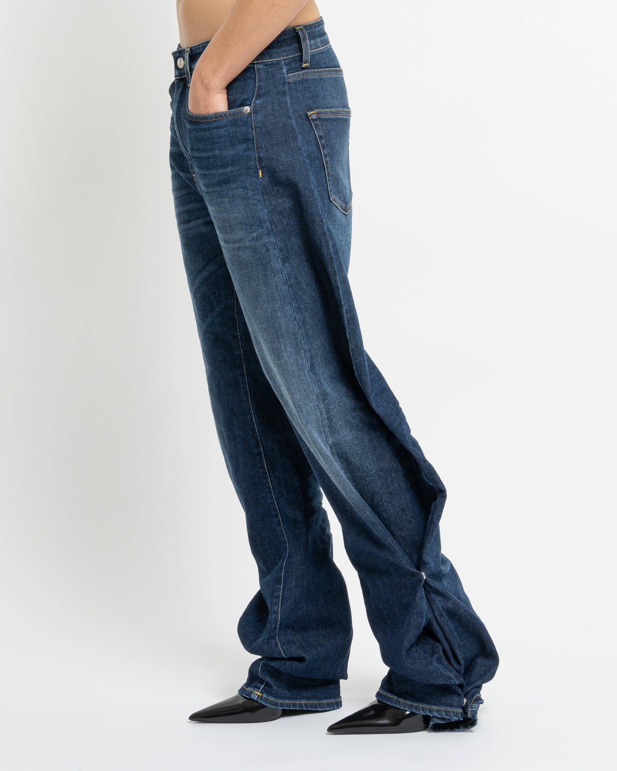 Hostel jeans curved in denim