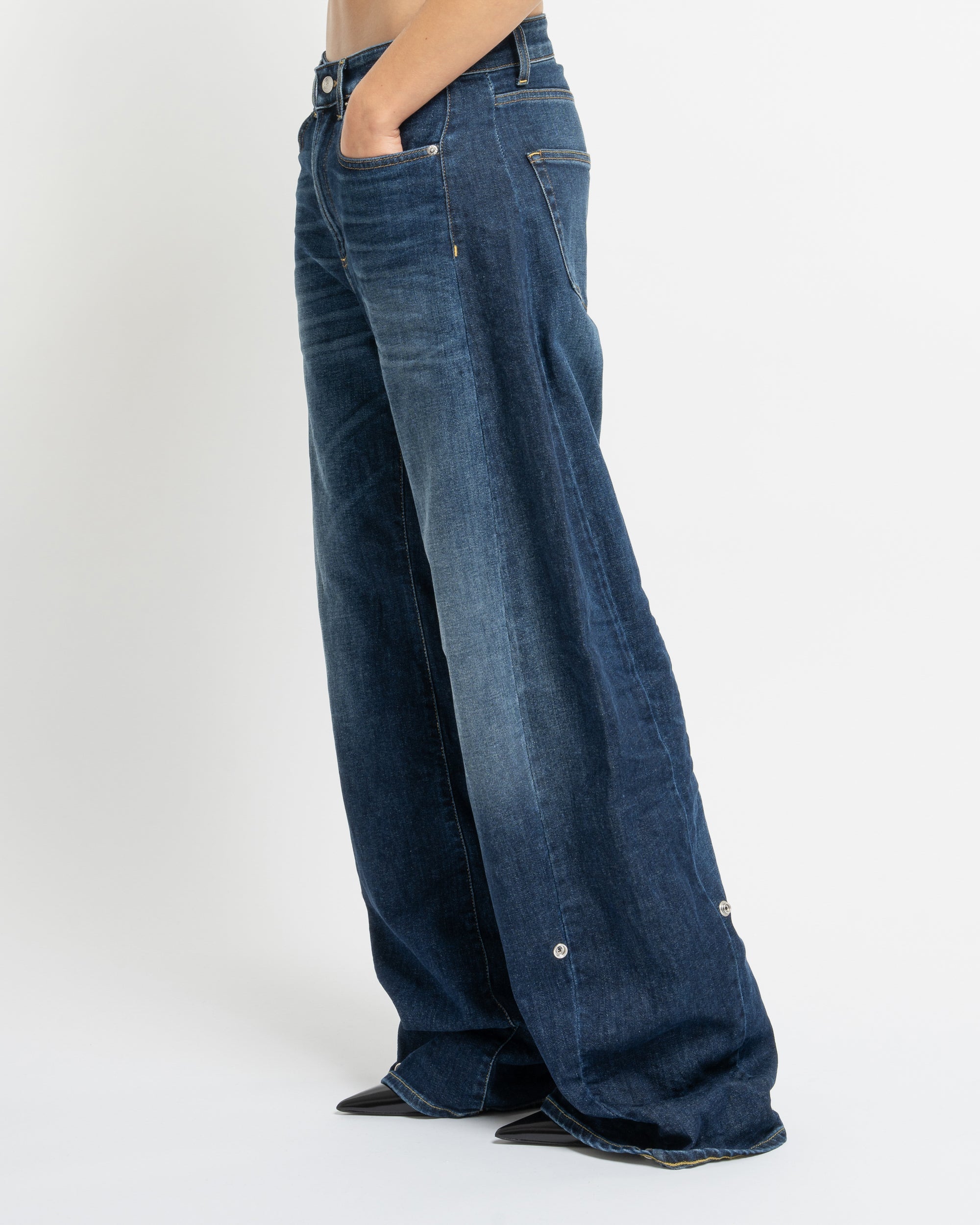 Hostel jeans curved in denim