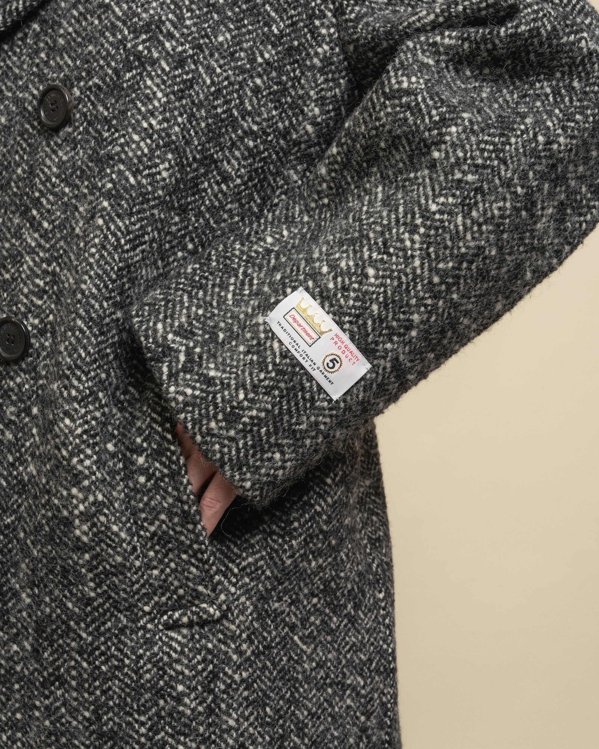 Moses double-breasted coat in herringbone cloth