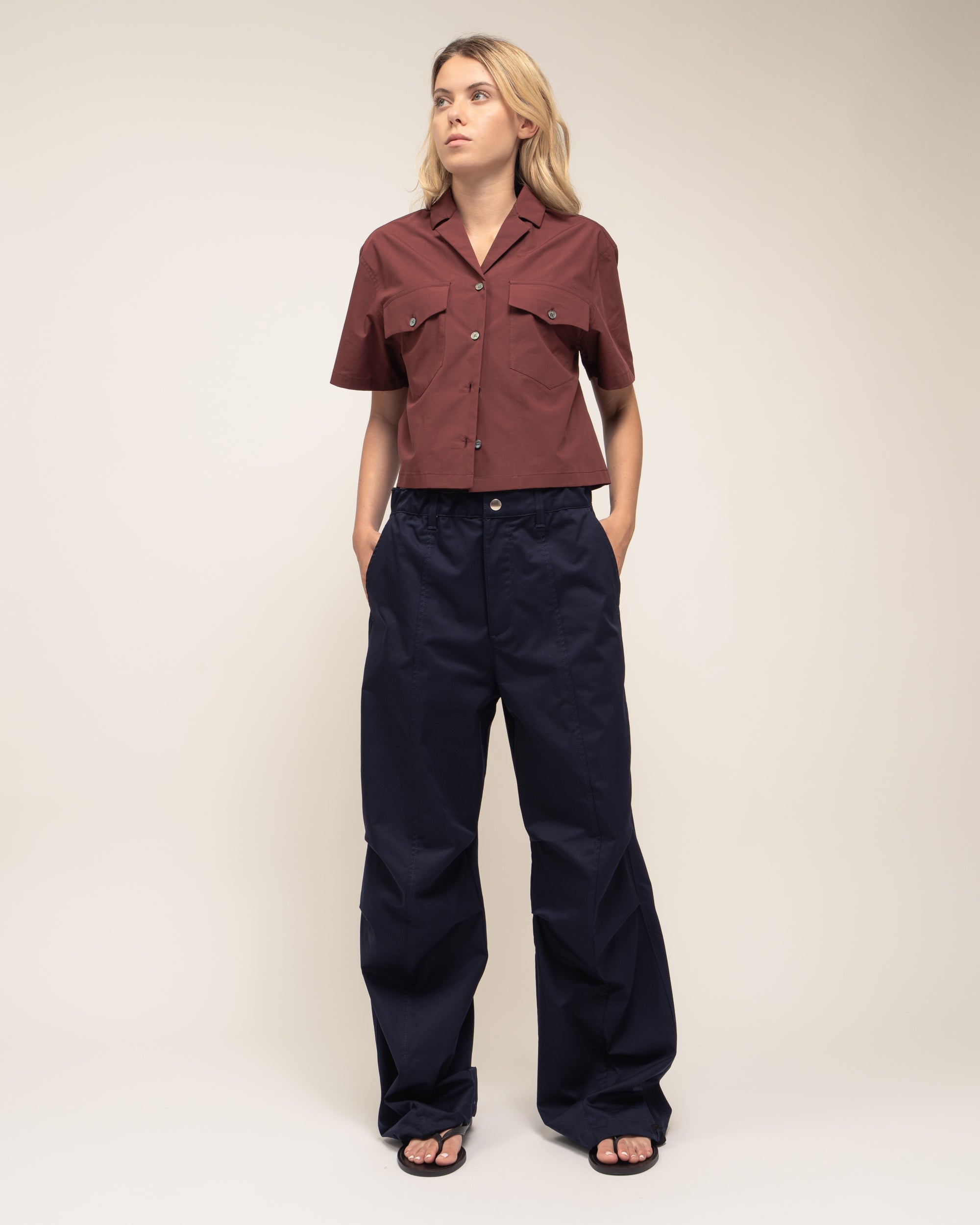 Nona pantaloni fatigue in gabardina stretch