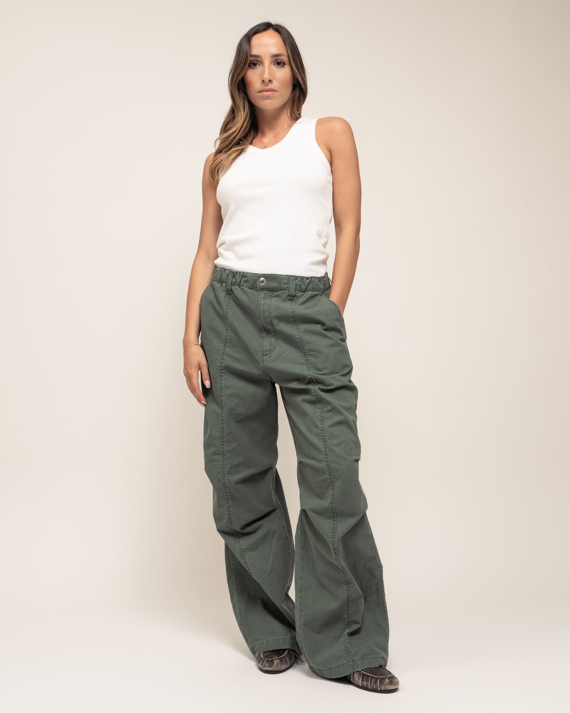 Nona pantaloni fatigue in gabardina