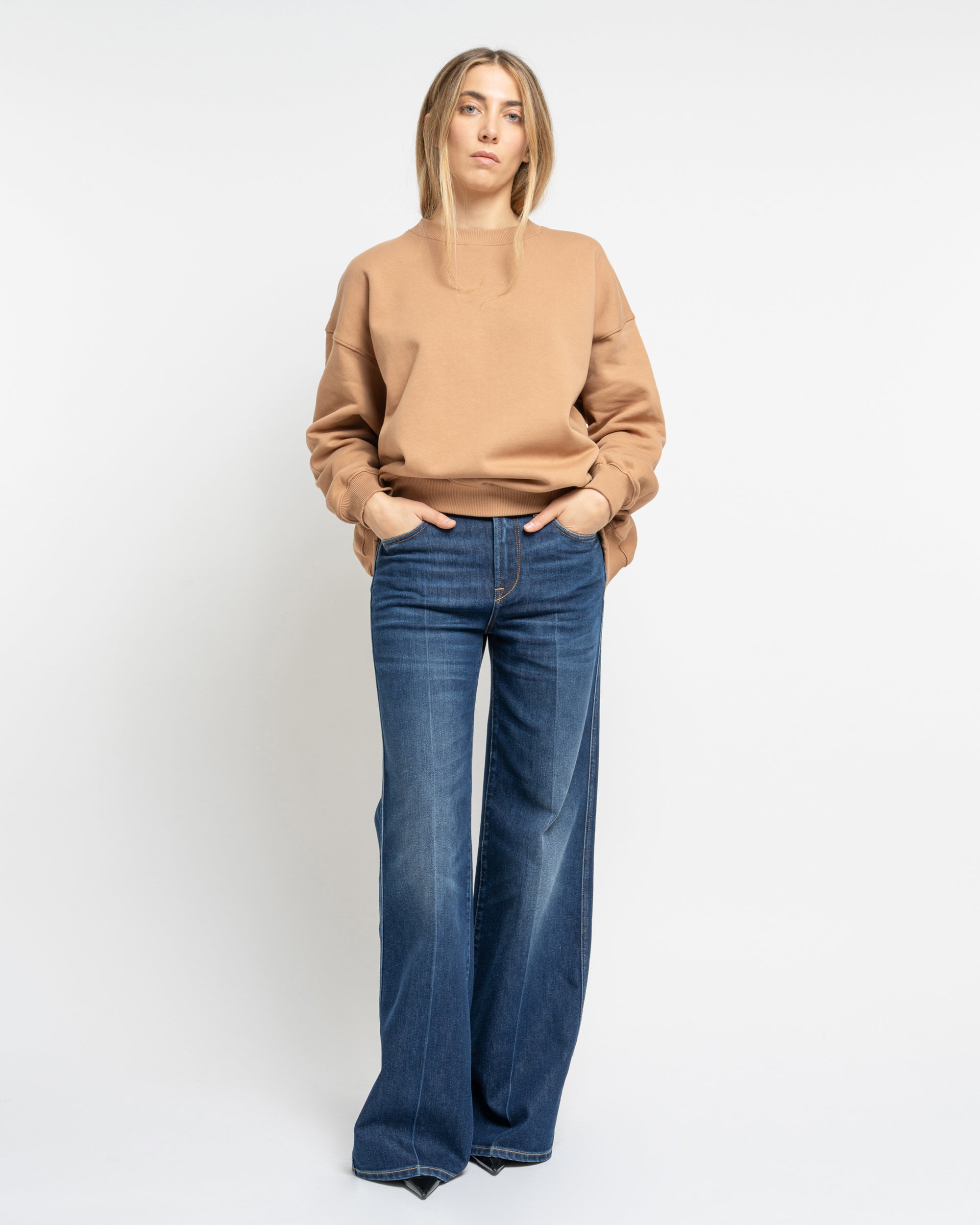 Virginex crew neck sweatshirt with zip at the back