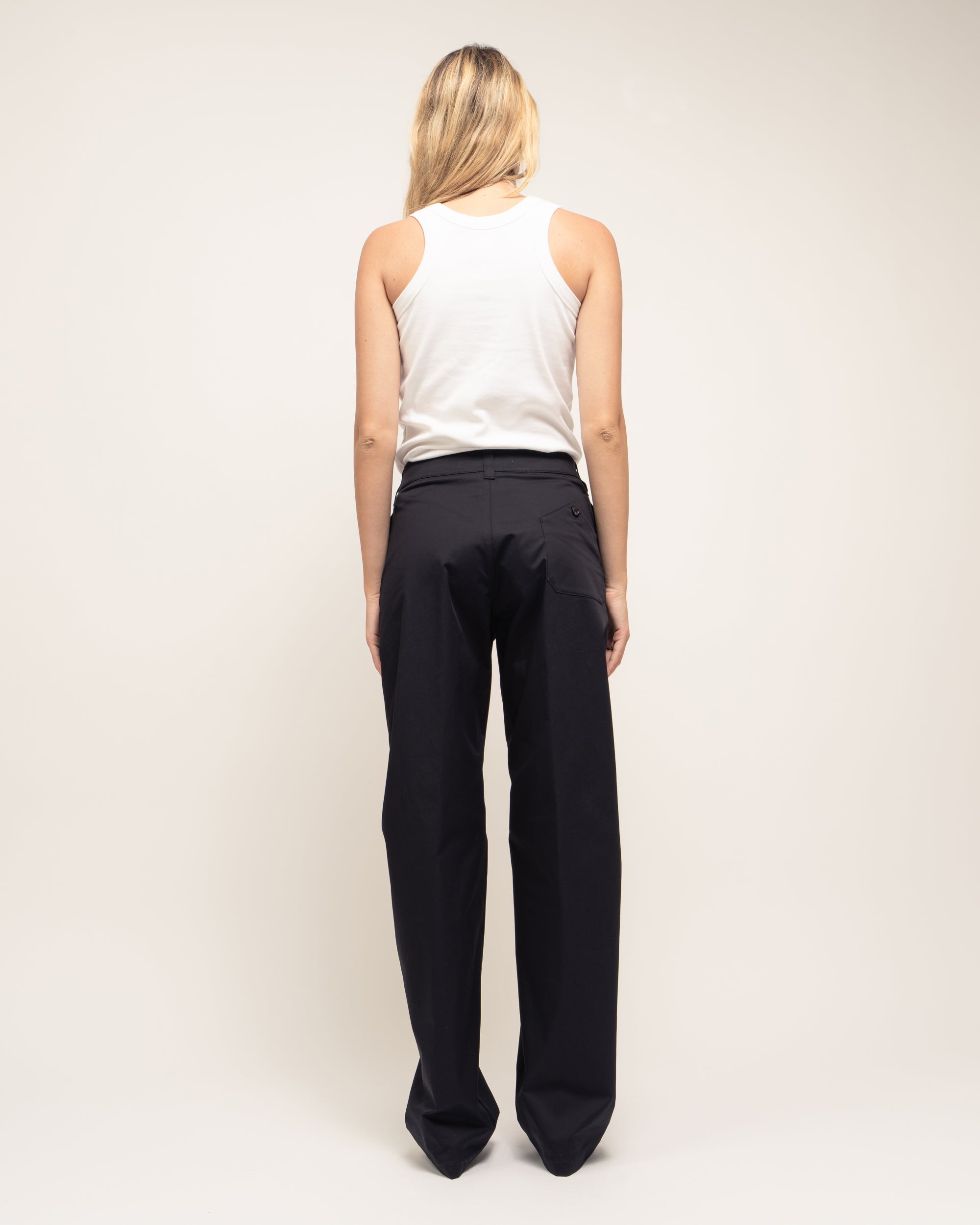 Duelle pantaloni gamba dritta in gabardina stretch