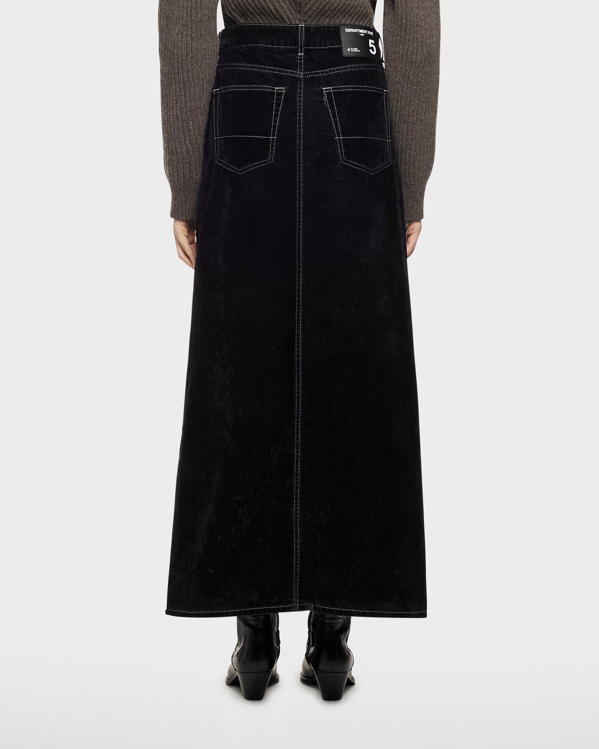 Farm 5-pocket long skirt in black flock