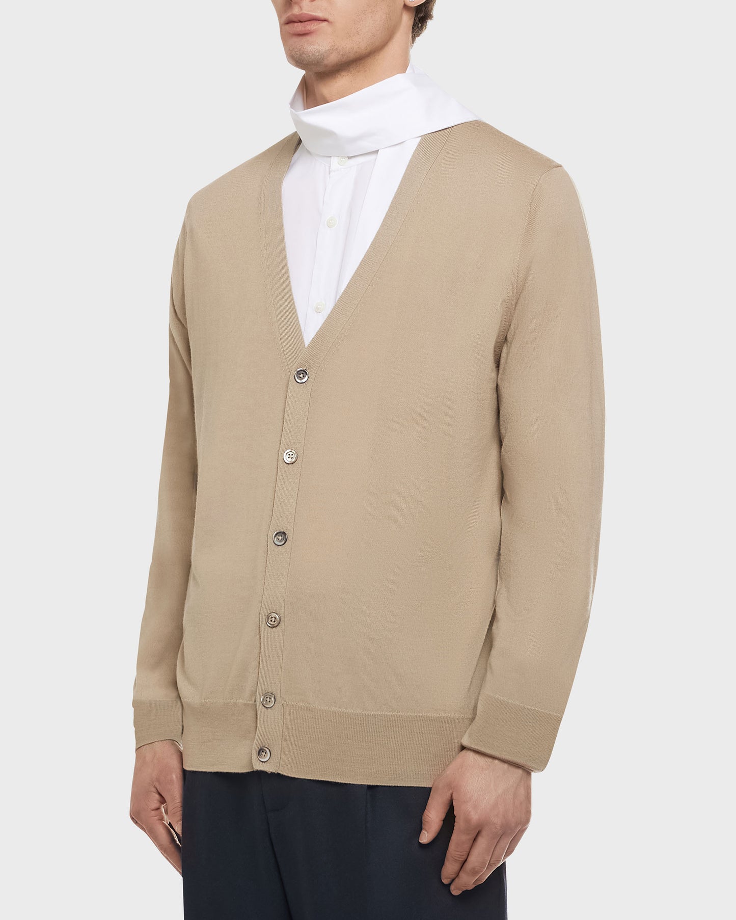 Hampstead cardigan in lana merinos beige chiaro