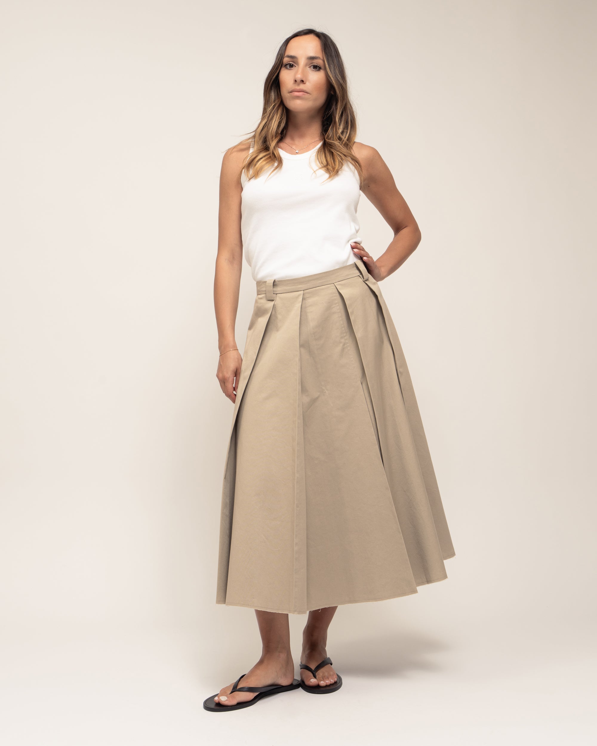 Henrique gonna midi a pieghe in gabardina stretch