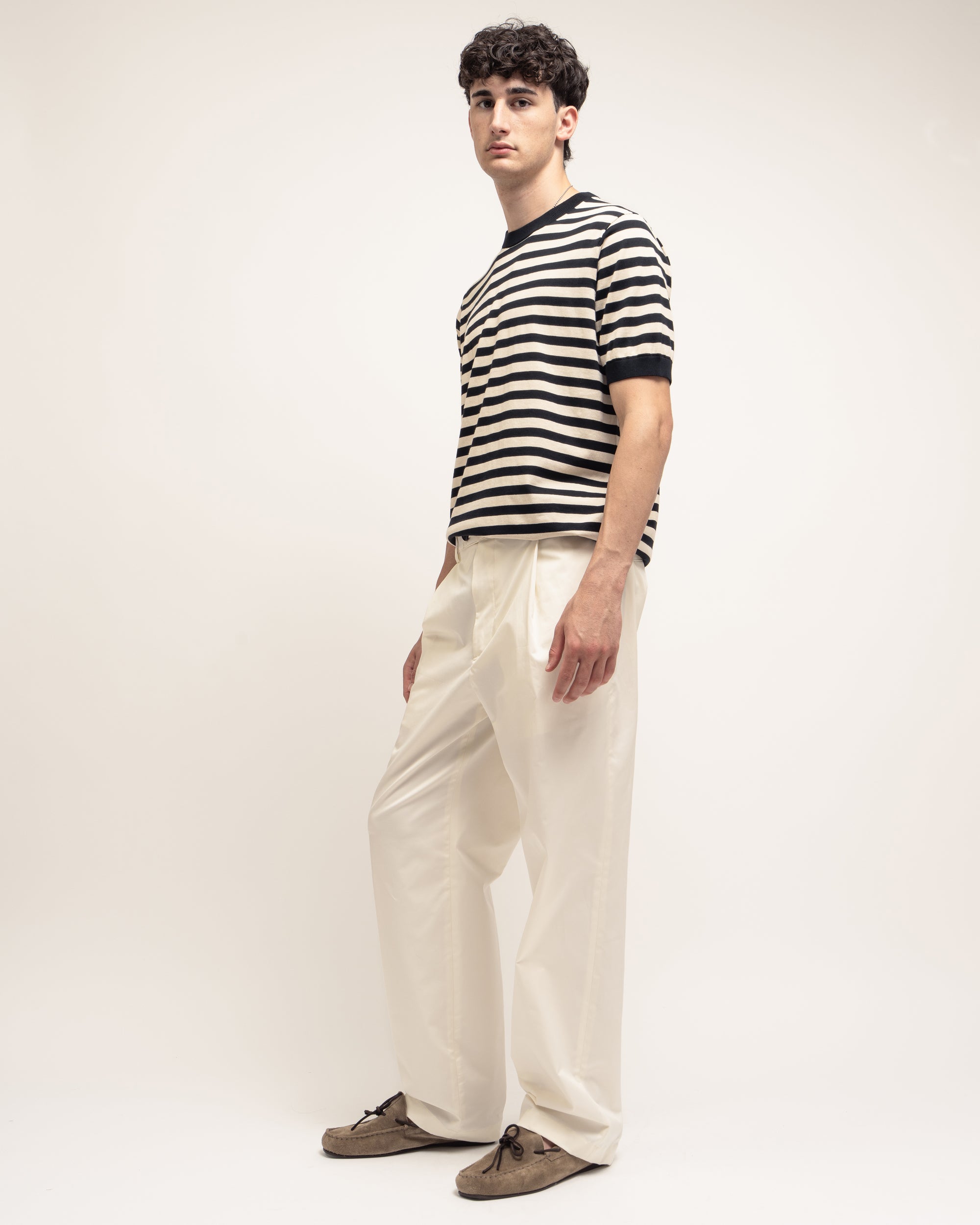 Rushen pantaloni con pieghe in gabardina stretch