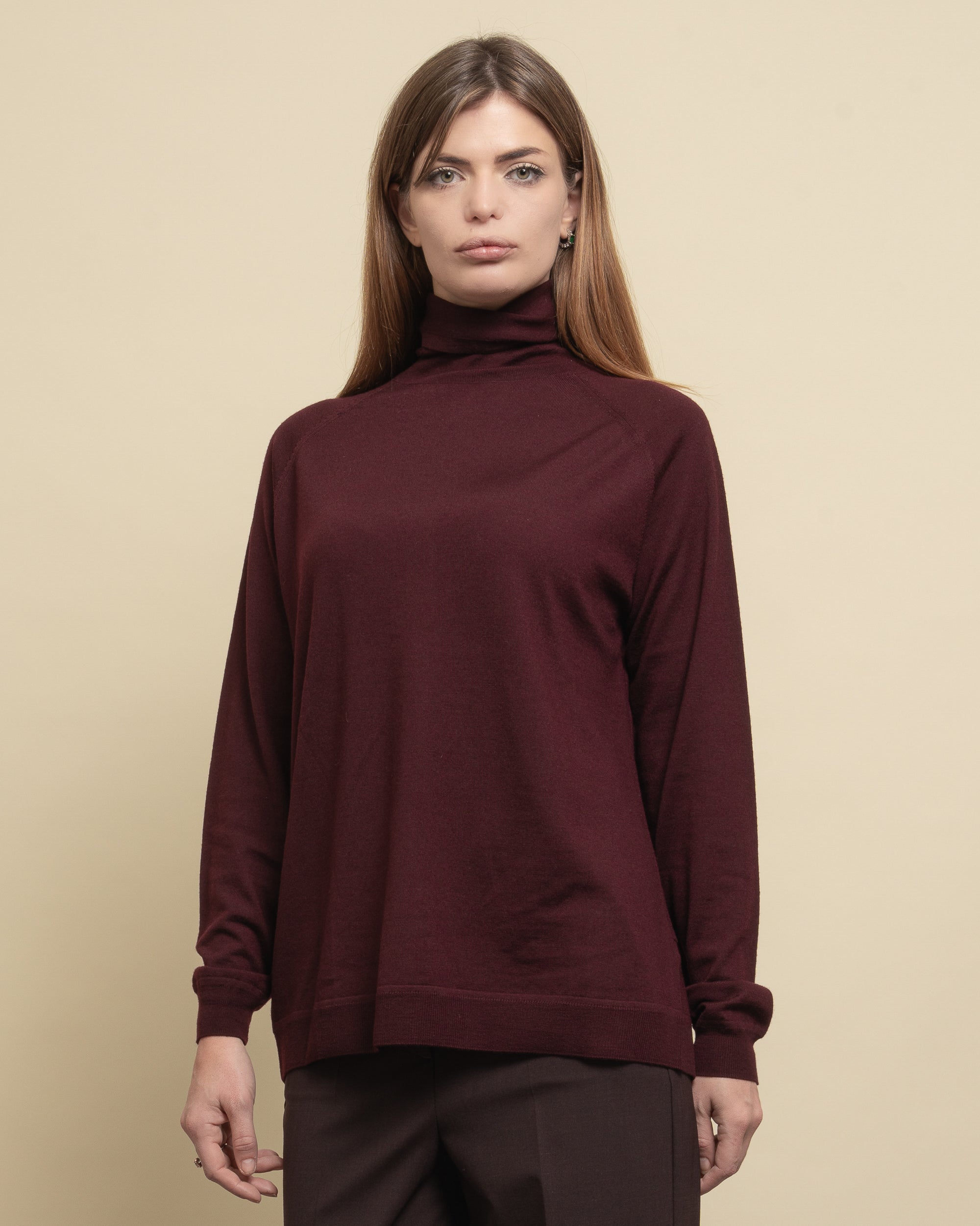 Yugo maglia collo alto in merinos
