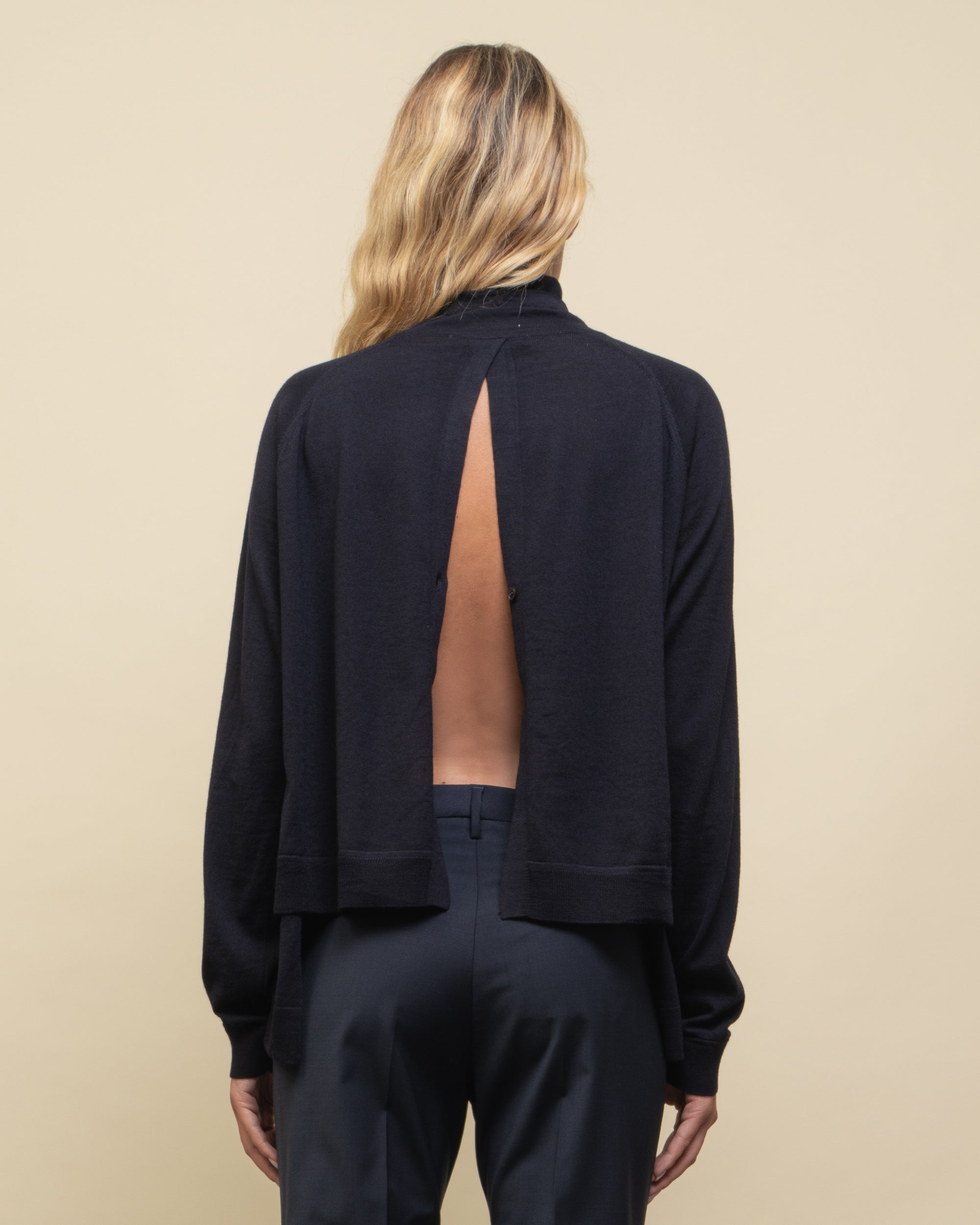 Yugo maglia collo alto in merinos